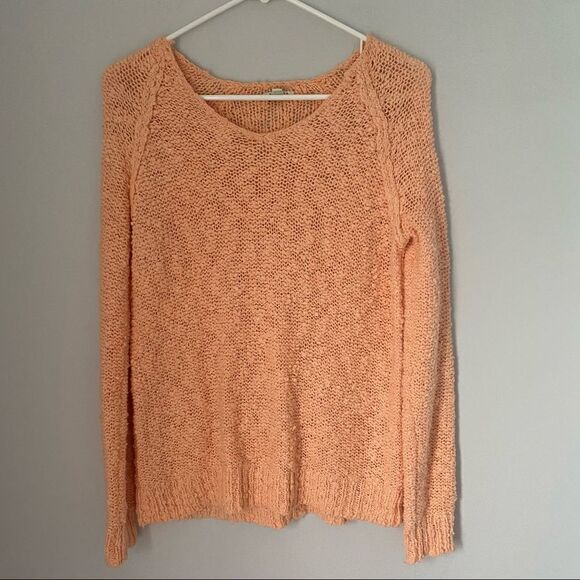 Sonoma Women’s Round Neck Popcorn Knit Peach Color Sweater - Picture 1 of 4
